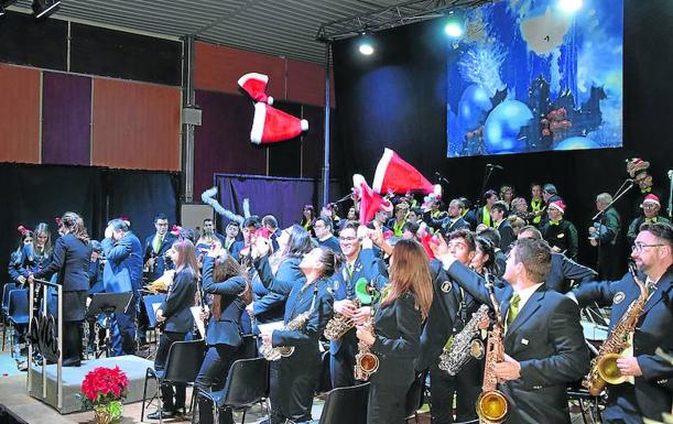 Participantes en el concierto celebrado en Guardo. 