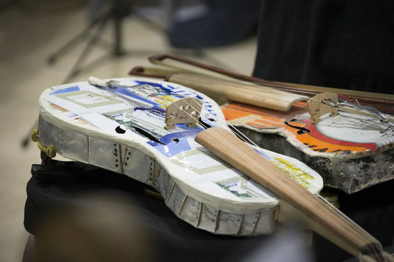La Orquesta Cateura utiliza los despojos para crear eficaces instrumentos