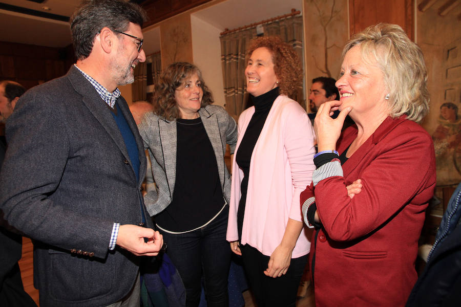 Vino navideño del PSOE en Segovia