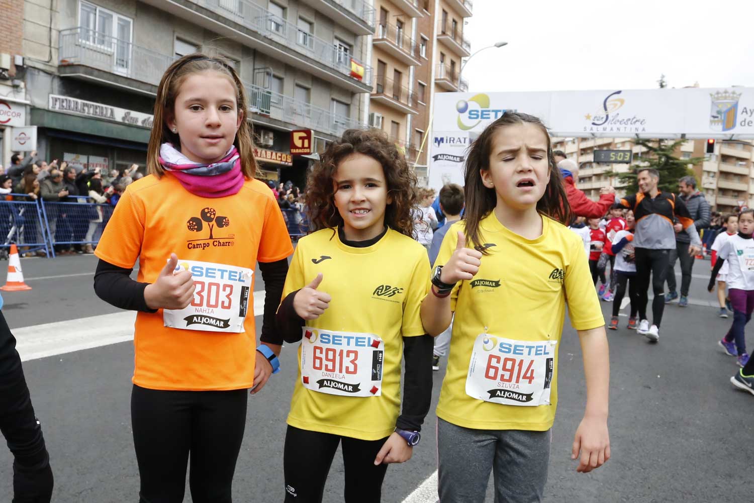 Primera y segunda carrera de la San Silvestre de Salamanca