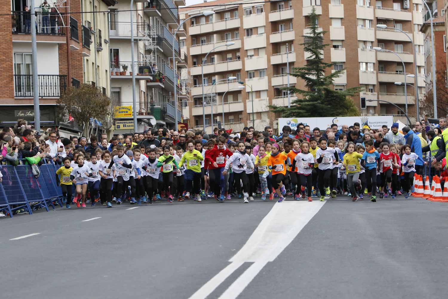 Primera y segunda carrera de la San Silvestre de Salamanca