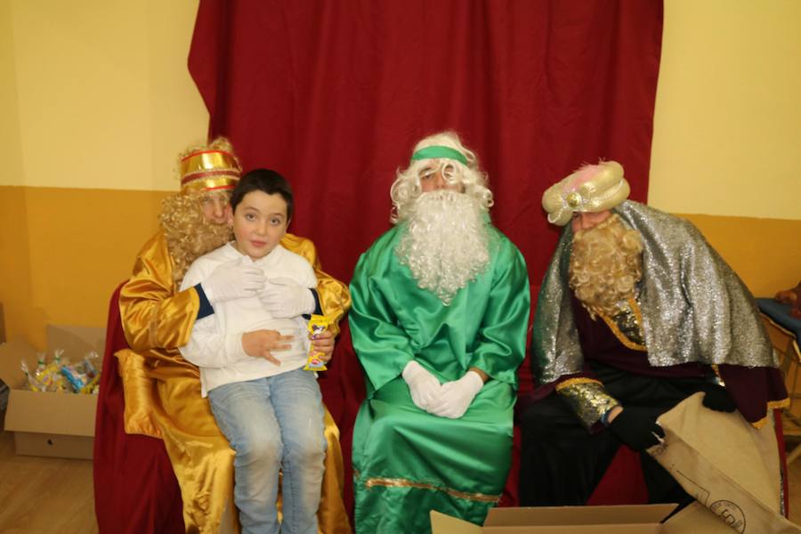 Los pajes reales recorren la geografía palentina