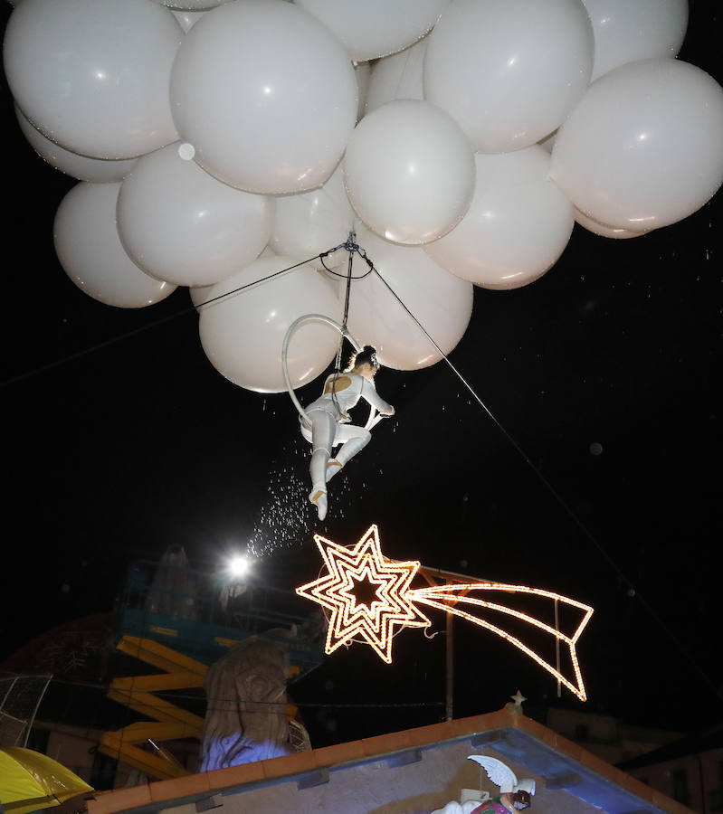 Palencia disfruta de la Cabalgata a pesar de la lluvia