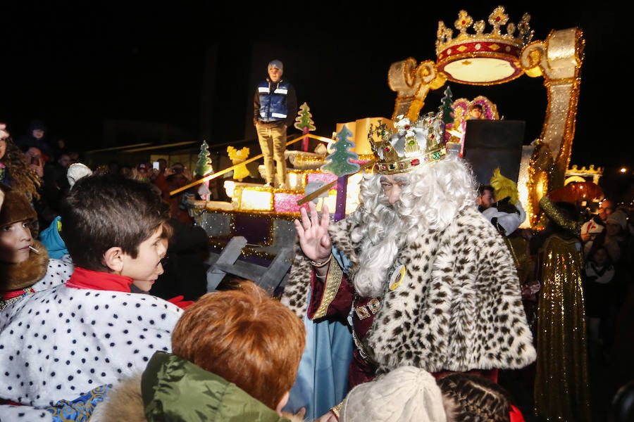 Llegada de SS.MM. los Reyes Magos a la capital leonesa