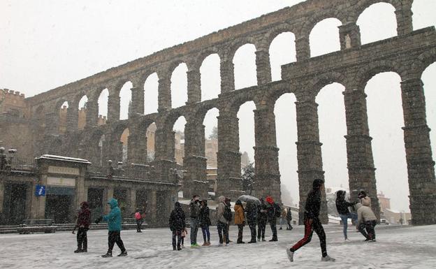 Imagen. Nieve en el centro de Segovia