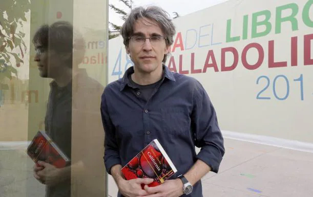 Rubén Abella, en una edición de la Feria del Libro de Valladolid.