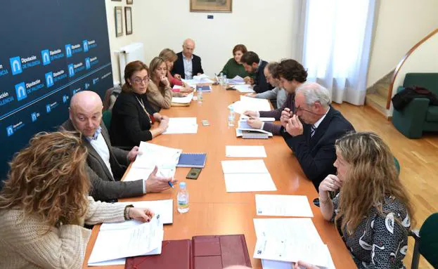 Reunión de la Junta de Gobierno de la Diputacíón.