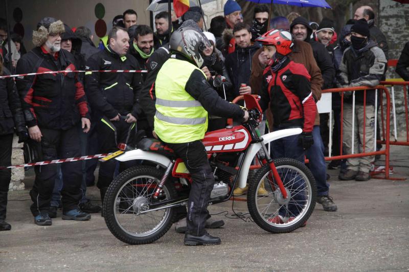 Visita de la Leyenda Continúa a Sacramenia