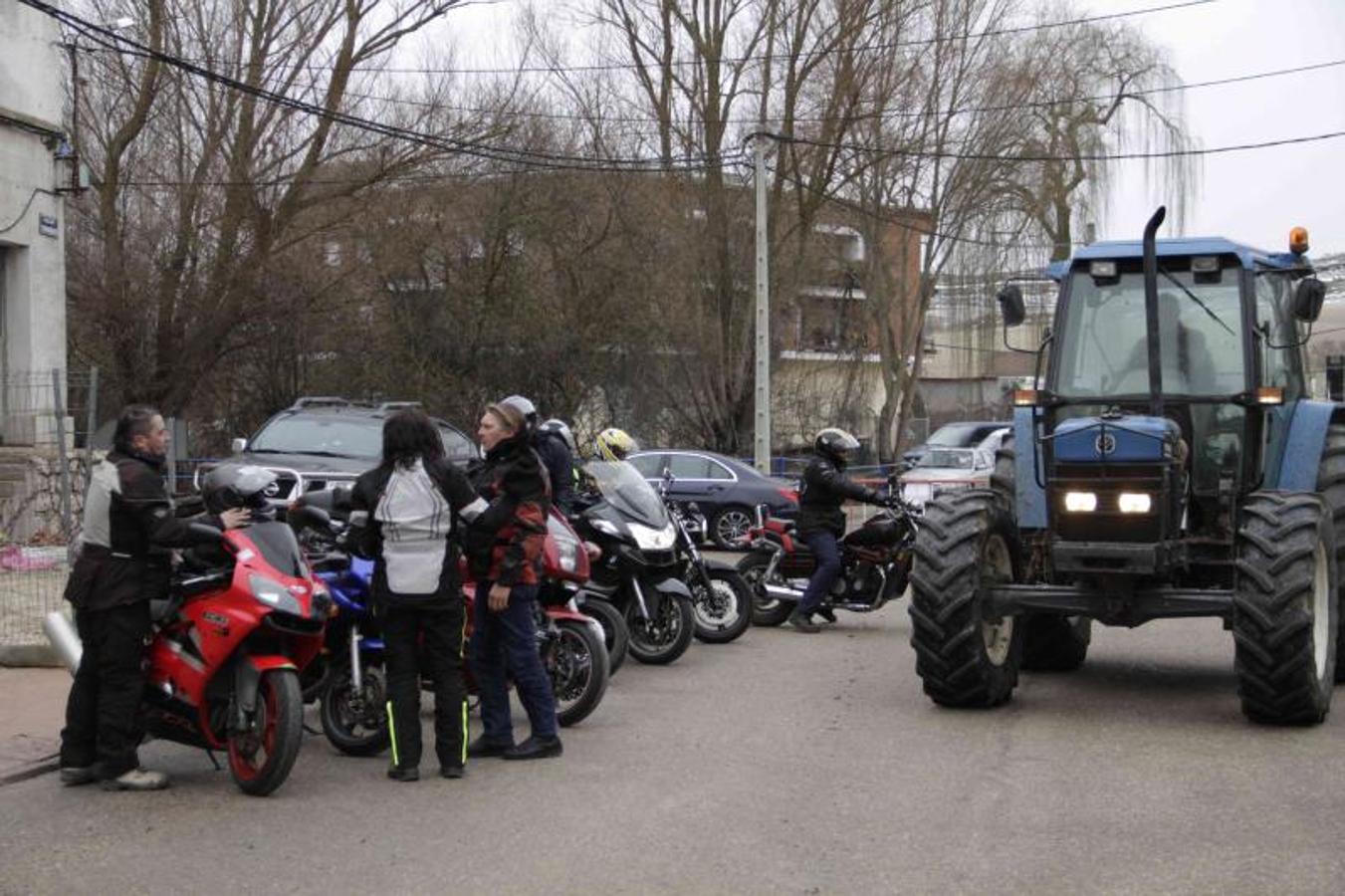 Visita de la Leyenda Continúa a Sacramenia