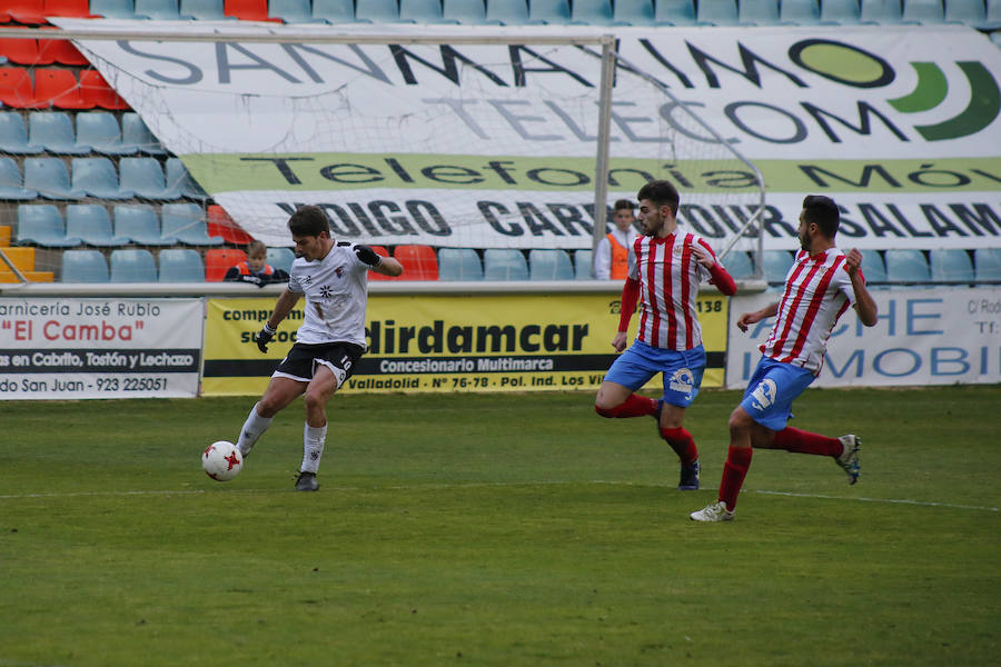 El equipo de Ramón María Calderé se deja remontar un 2-0 por el modesto Bembibre tras un nefasto partido en casa y desaprovecha la opción de ponerse segundo