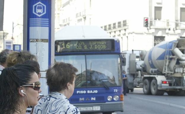 La linea 16, en su parada anterior en la Plaza de España.