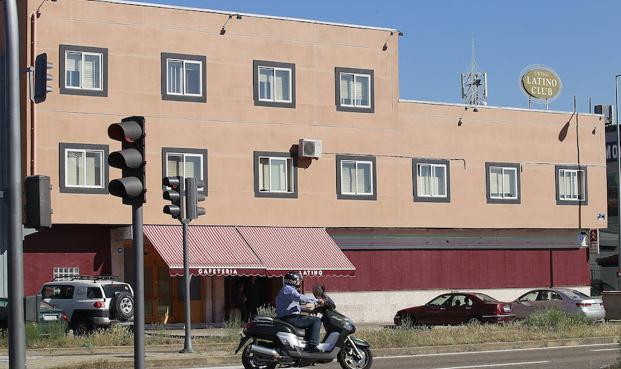 Club Latino, en la avenida de Burgos.