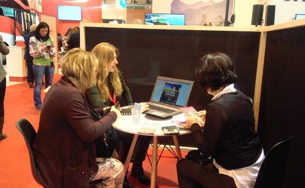 Reuniones de empresarios en FITUR. 