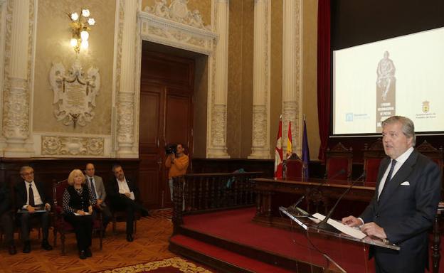 El ministro, durante su intervención. 