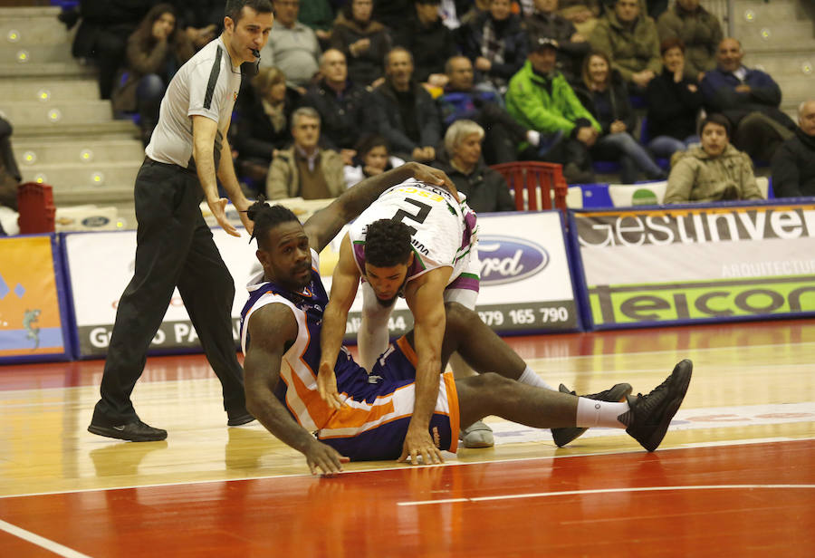 El Chocolates Trapa Palencia gana en el último segundo