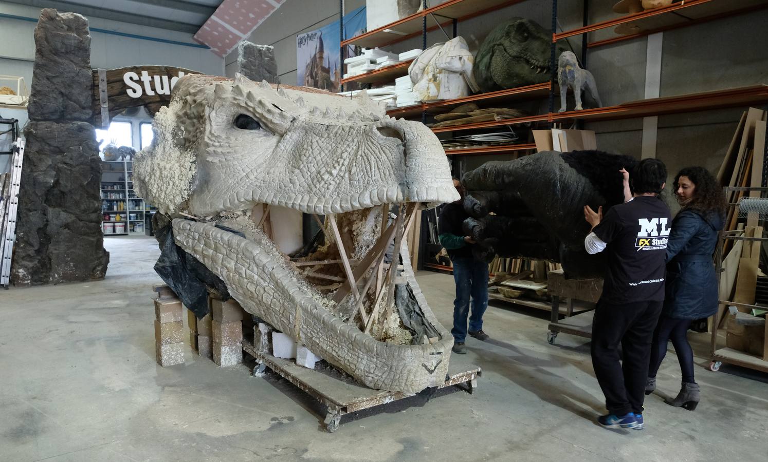 Cantabria elige la escultura de un simio creado por el escultor Miguel Lobato en su empresa de efectos especiales ML FX Studios para promocionar Cabárceno