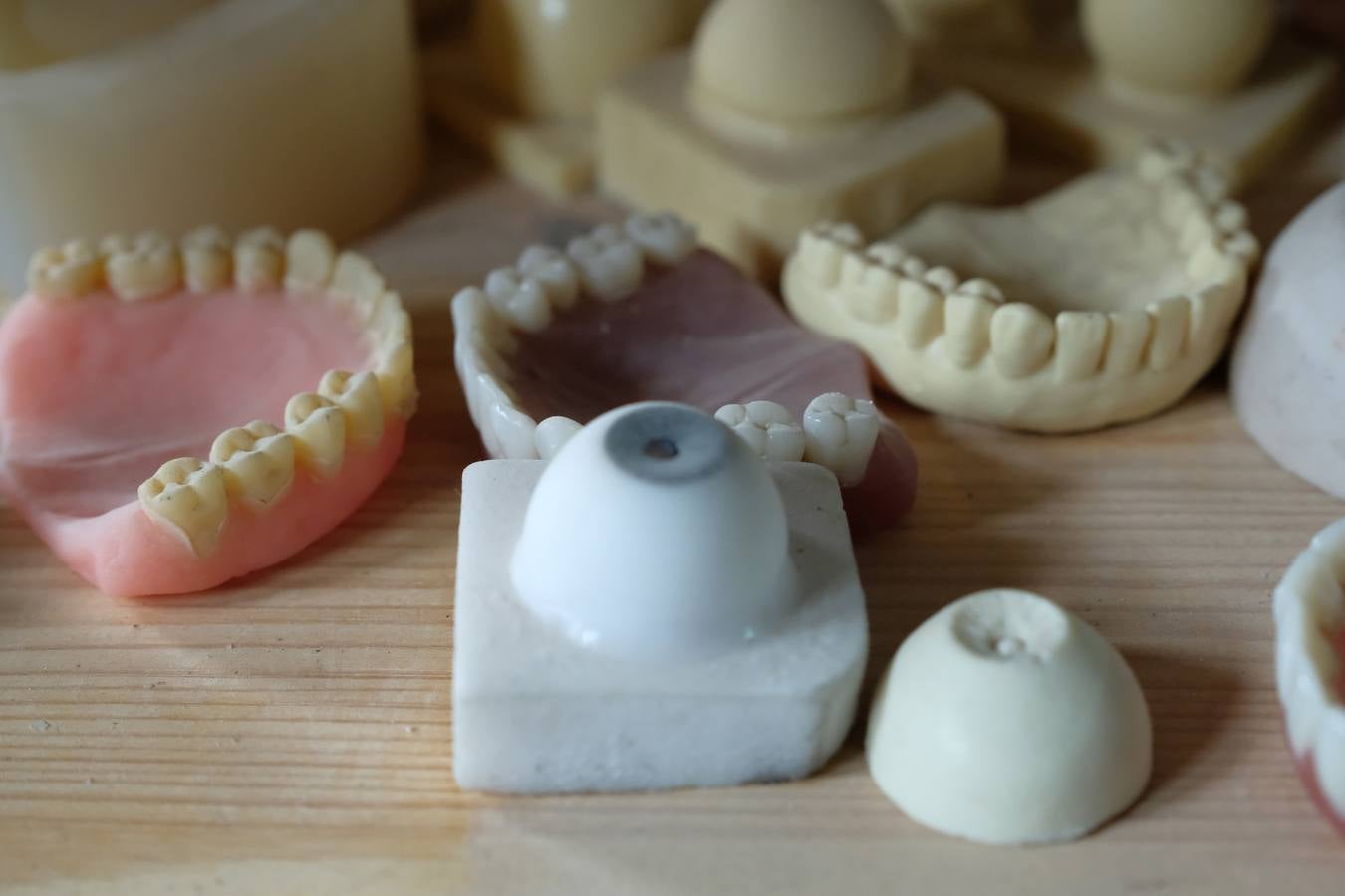 Cantabria elige la escultura de un simio creado por el escultor Miguel Lobato en su empresa de efectos especiales ML FX Studios para promocionar Cabárceno