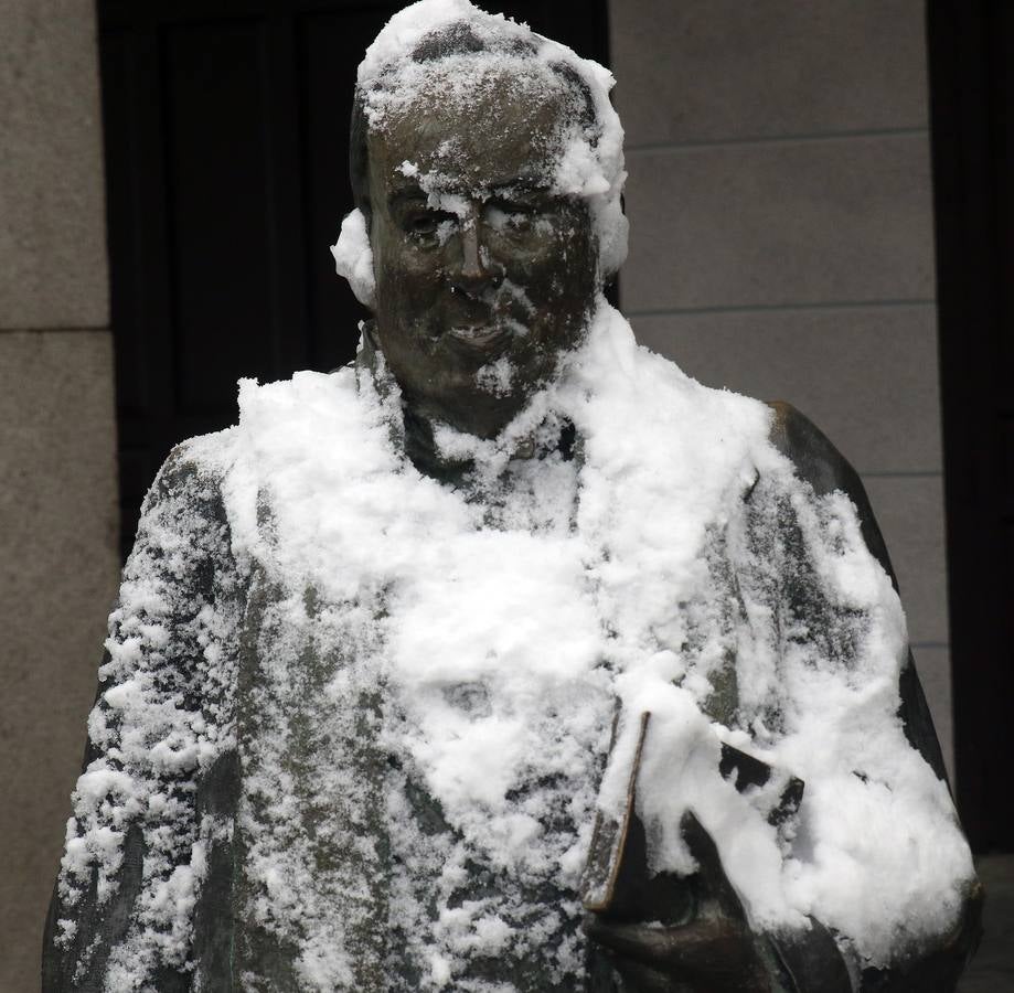 Vuelve la nieve a Segovia