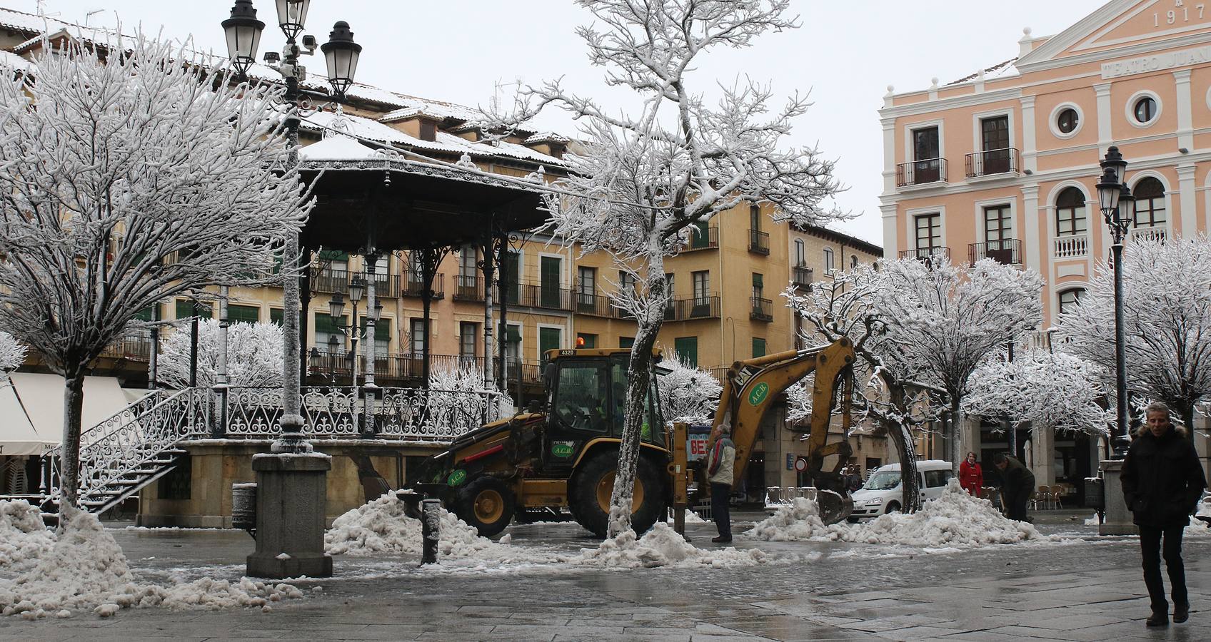 Vuelve la nieve a Segovia