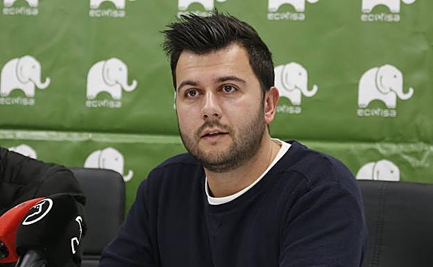 Astu, durante una rueda de prensa. 