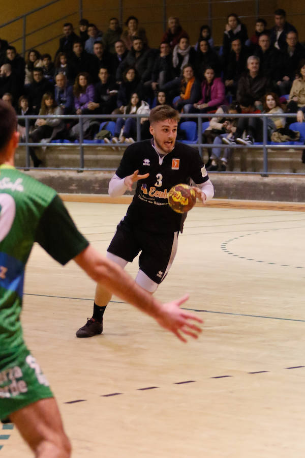 Partido entre el BM Ciudad de Salamanca y el BM Safa