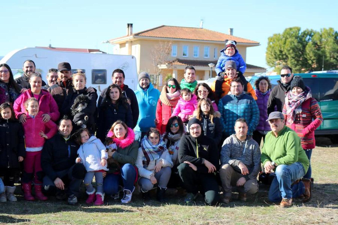 Concentración de furgonetas camper en Torquemada