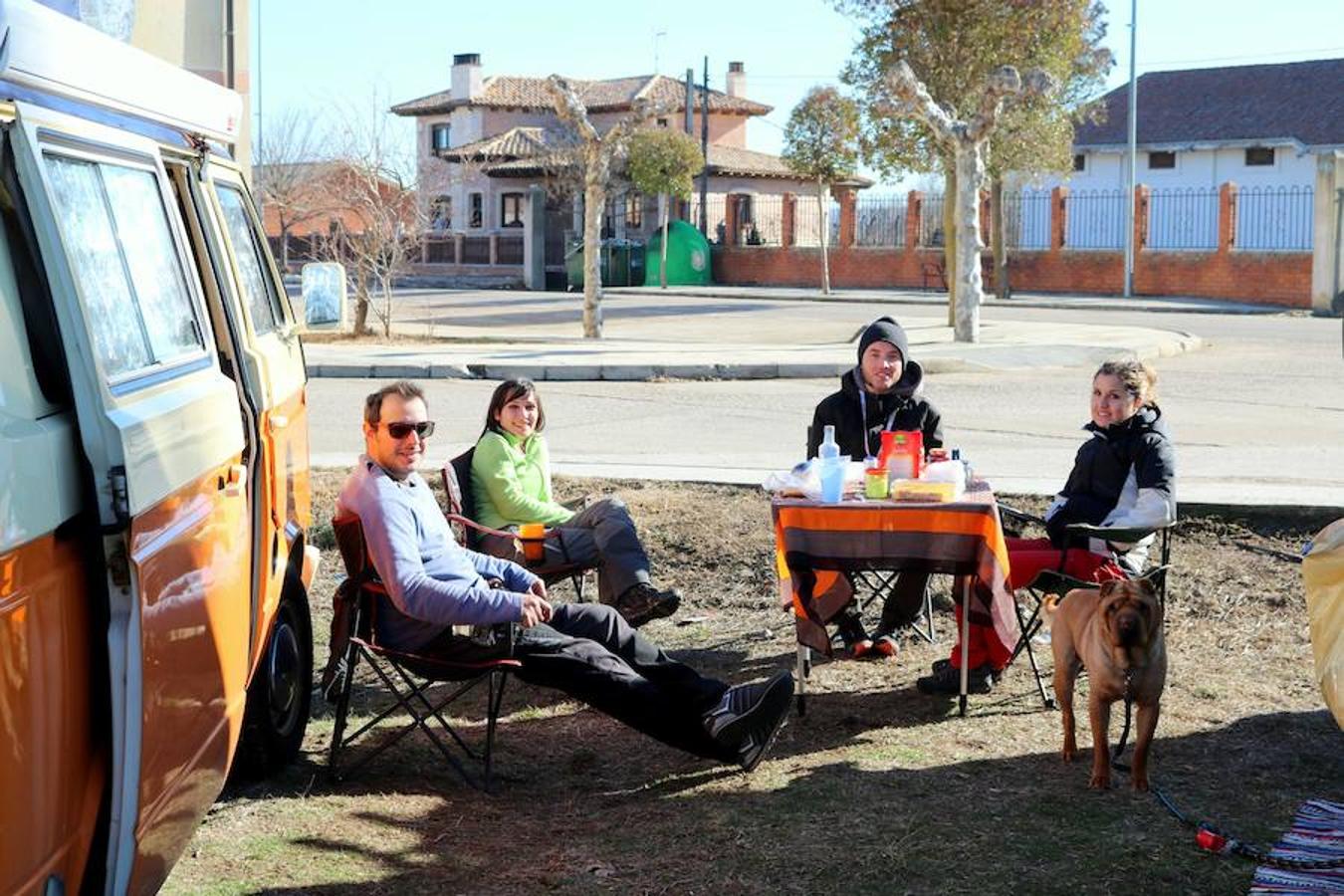 Concentración de furgonetas camper en Torquemada