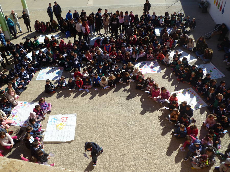 El Día de la Paz en otros colegios de la capital y de la provincia 