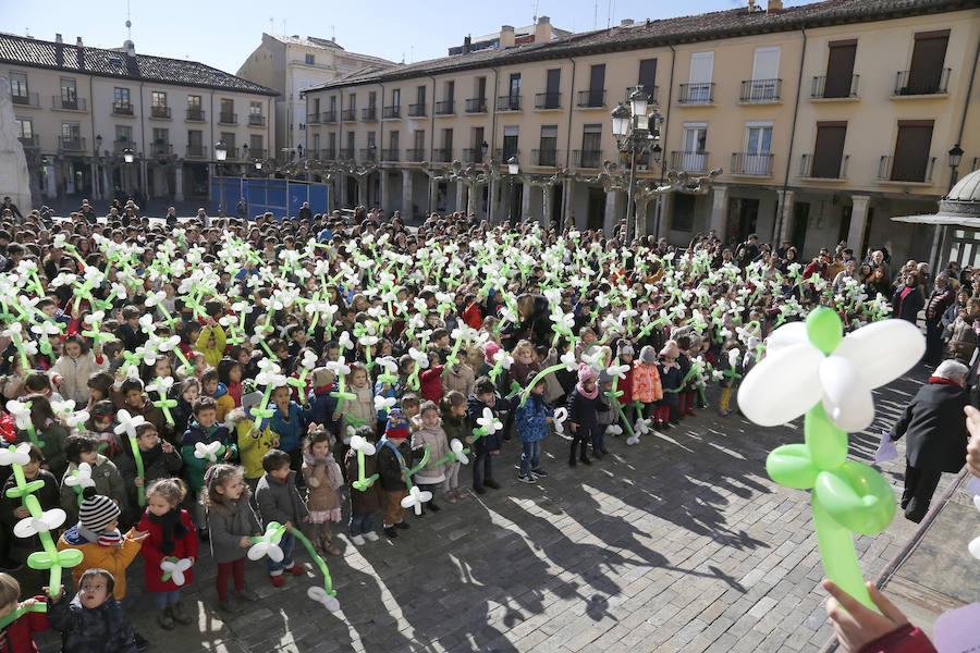 El colegio Filipenses celebra el Día de la Paz en la Plaza Mayor