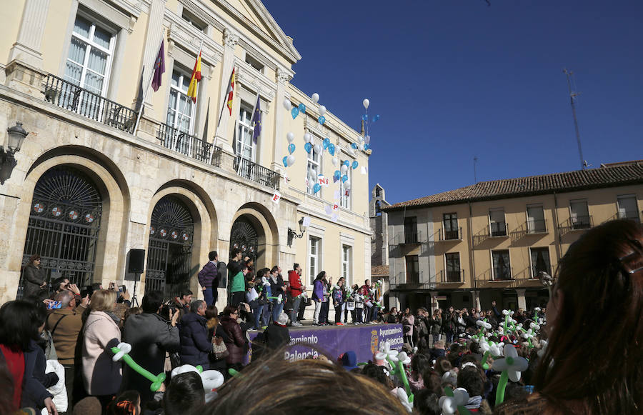 El colegio Filipenses celebra el Día de la Paz en la Plaza Mayor