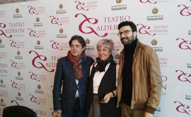 Chema Viteri, Emilia Yagüe y José Manuel Mora, miembros del jurado de la segunda edición del premio. 