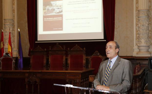 Enrique Espinel, durante la presentación.