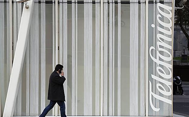Vista de la sede de Telefonica en Barcelona. 