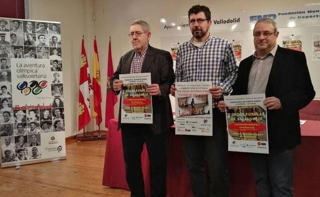 El concejal Alberto Bustos (centro), junto a Félix de la Fuente (izquierda) y Gerardo García Alaguero.