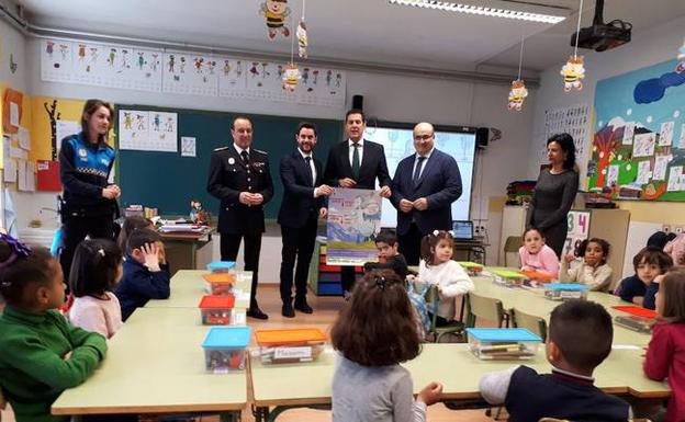 Presentación de la campaña de educación en seguridad vial que se realizará en colegios e institutos de Zamora. 