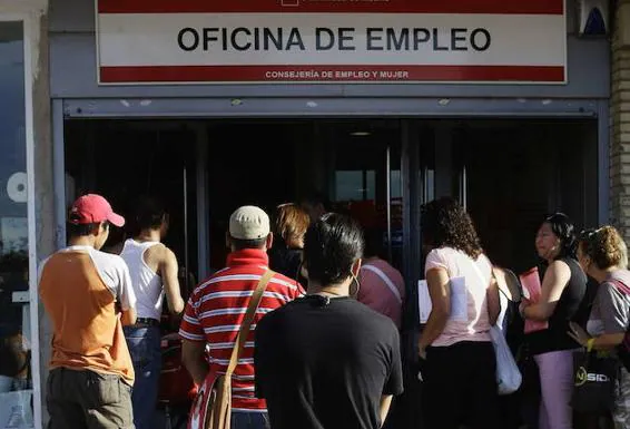 Los parados aumentan en 1.030 en enero y los desempleados suman ya 164.018 en Castilla y León
