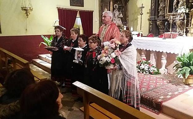 Actos de Santa Águeda en Fuenterrebollo. 