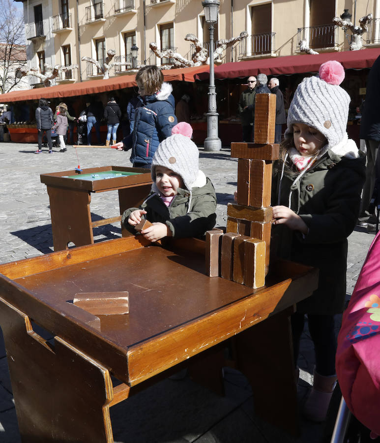 Palencia vive su Mercado Tradicional de las Candelas