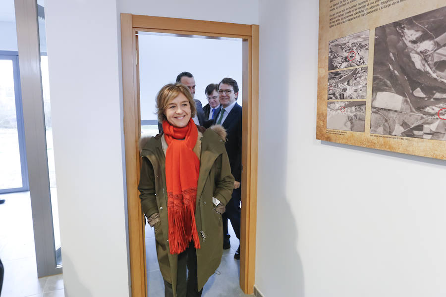 La ministra de Agricultura y Pesca, Alimentación y Medio Ambiente, Isabel García Tejerina, visitó esta mañana el parque fluvial de la Aldehuela, en Salamanca, y la Isla del Soto. 