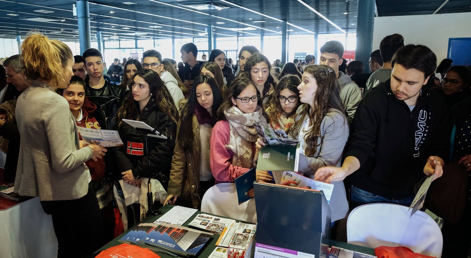 El certamen se dirige a estudiantes de bachillerato, padres y educadores interesados en recibir de forma personalizada consejos que orienten a los alumnos de una manera más certera sobre su elección de grado