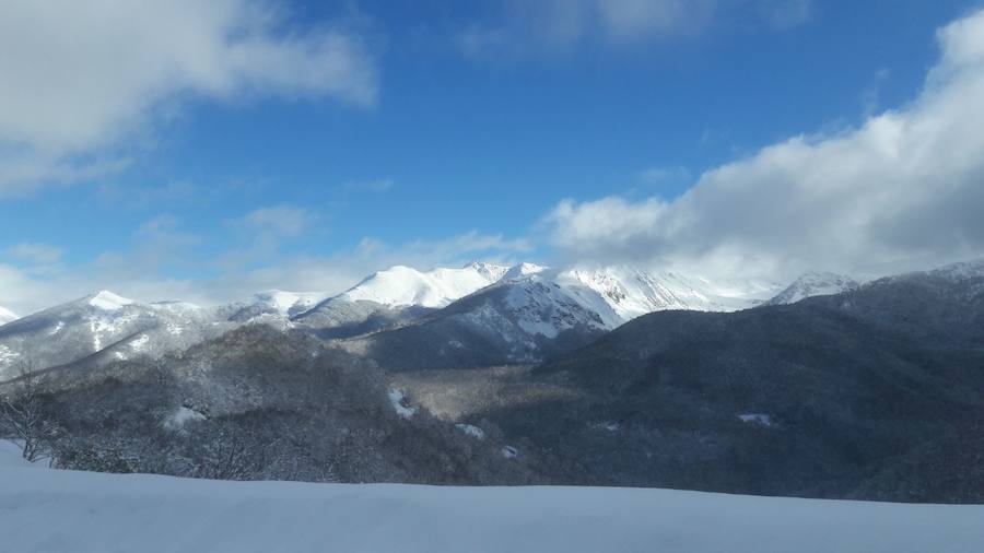 De Panderruedas a Valdeón bajo un manto de nieve