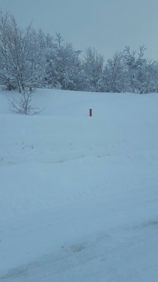 De Panderruedas a Valdeón bajo un manto de nieve