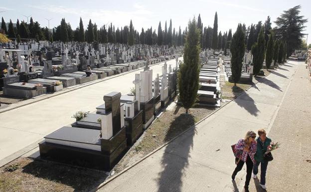 Cemeterio de Palencia, una de las áreas donde cumplieron su prestación de servicios a la comunidad la mayor parte de los que lo hicieron en Palencia. 