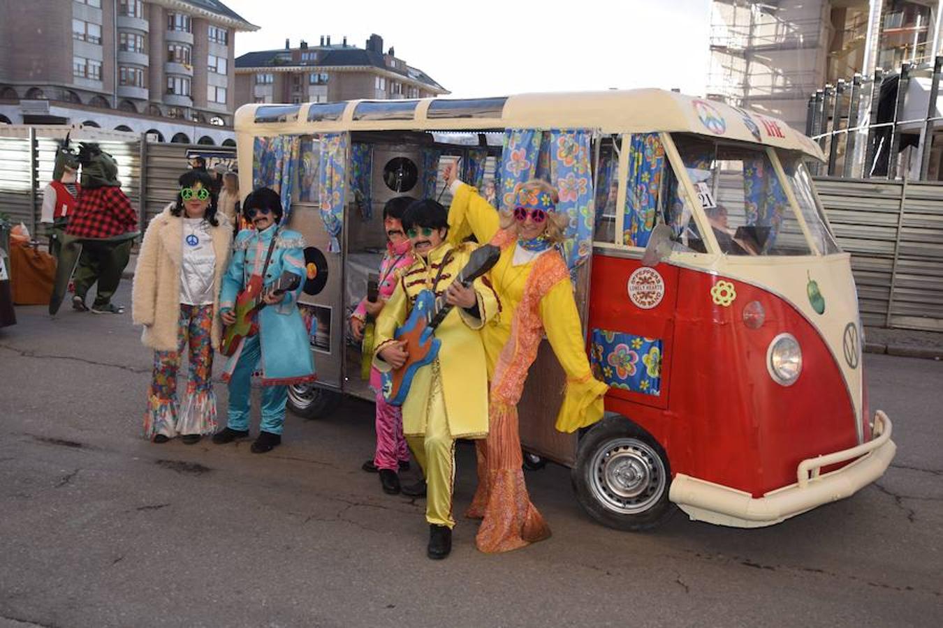 Guardo se disfraza en un multitudinario carnaval