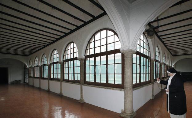 Galería interior del claustro del monasterio. 