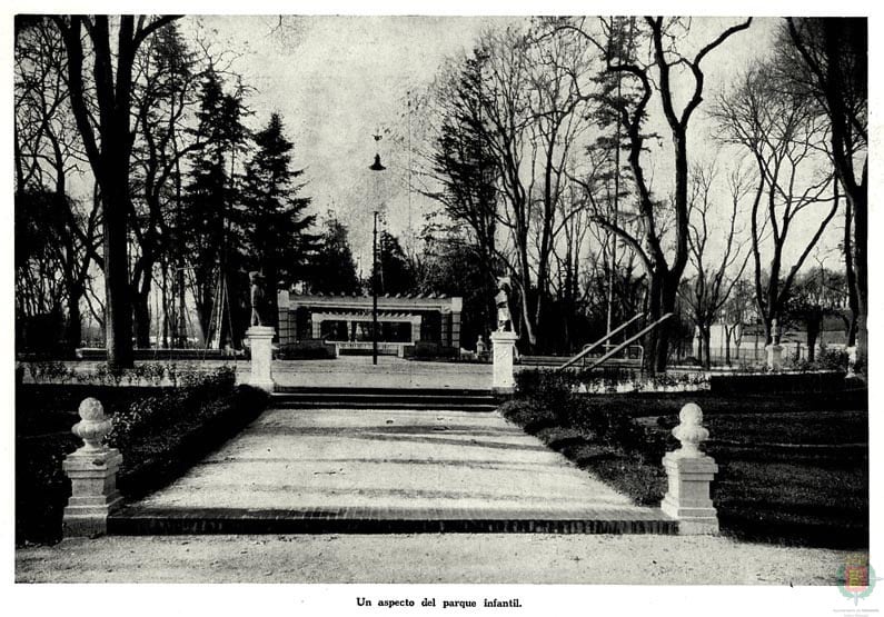 Aspecto del parque el día de su inauguracion en julio de 1933.