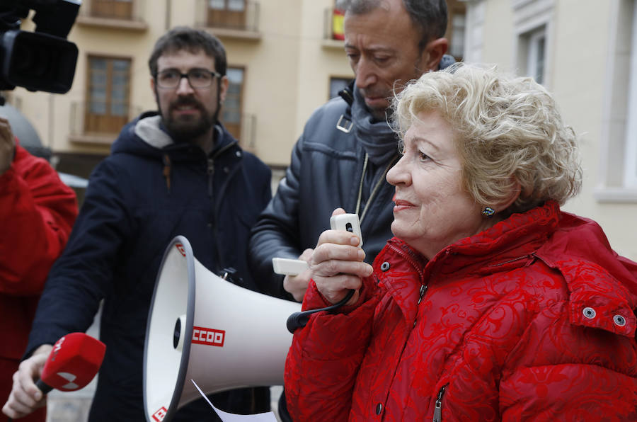 Concentración en defensa del sistema público de pensiones en Palencia.