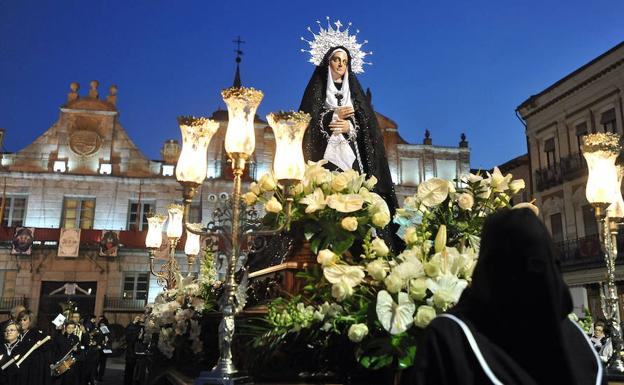 Procesión del Silencio. En la imagen La Virgen de La Soledad. 