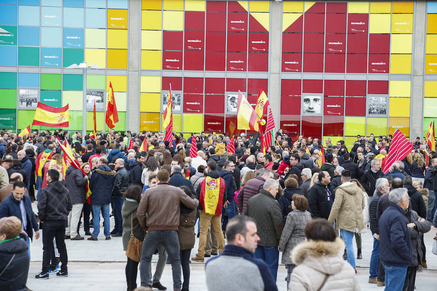 Miles de personas exigen igualdad salarial para Policía y Guardia Civil en Salamanca