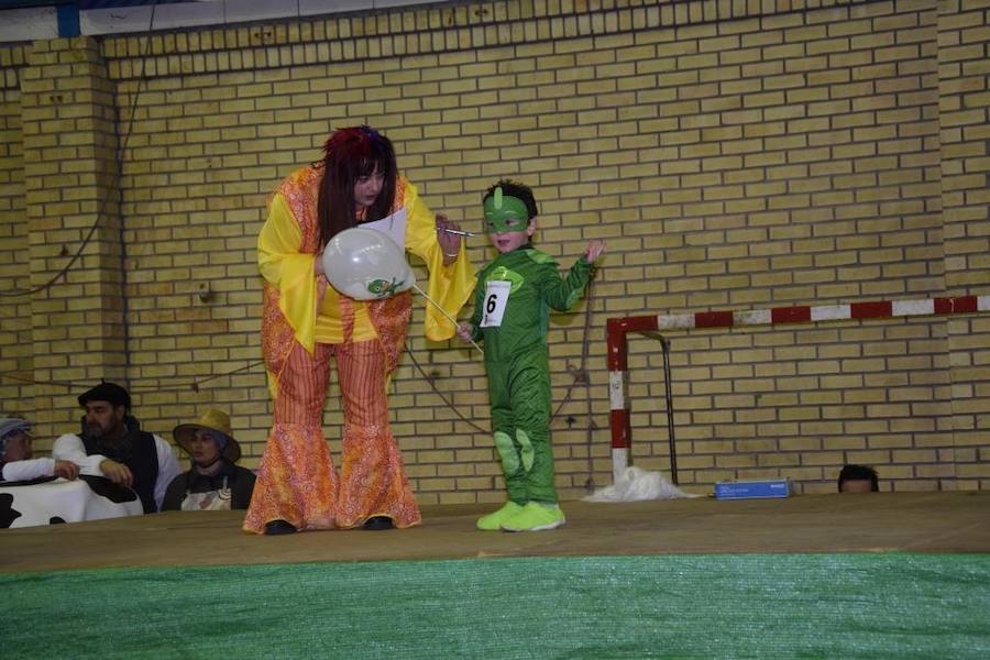 Velilla del Río Carrión celebra un aplazado carnaval